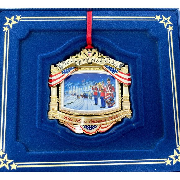 Official White House Ornament - 2010 - Picture 1 of 6